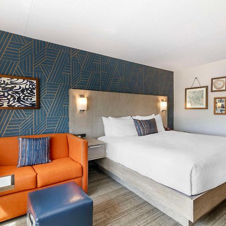 Best Western Plus Landmark Inn Laconia Esterno foto